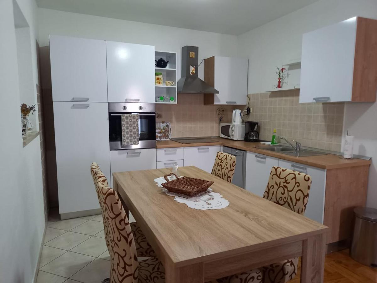 Apartmani Afrodita Crikvenica Extérieur photo